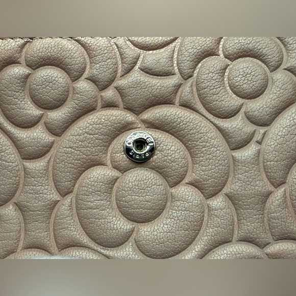 Authentic Chanel Camellia Leather Wallet on Unbranded Added Chain - Picture 4 of 13
